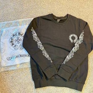 Black Graphic Men's Sweater